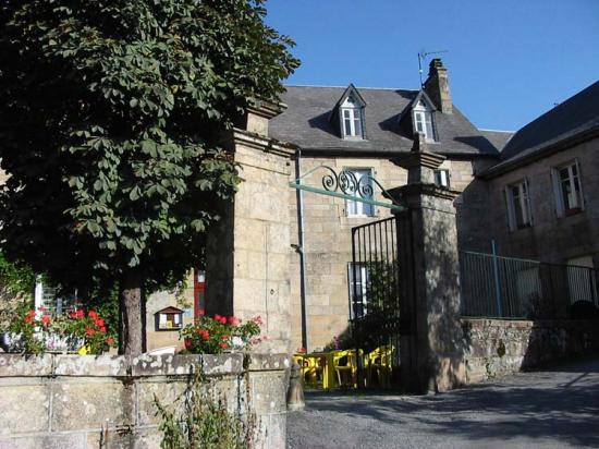 MAISON BOURGEOISE
